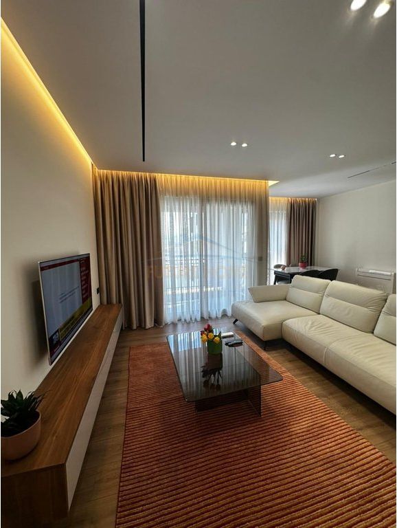 Qira, Apartament 1+1, Shkolla e Kuqe, Tiranë