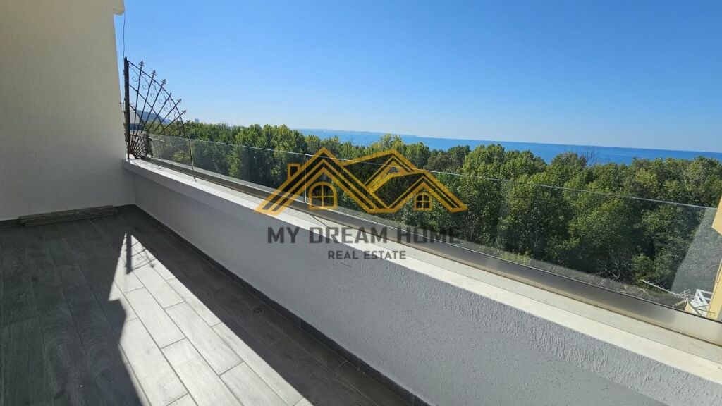 SHITET APARTAMENT 3+1+3T+Verand+Ballkon PLAZH ILIRIA DURRES
