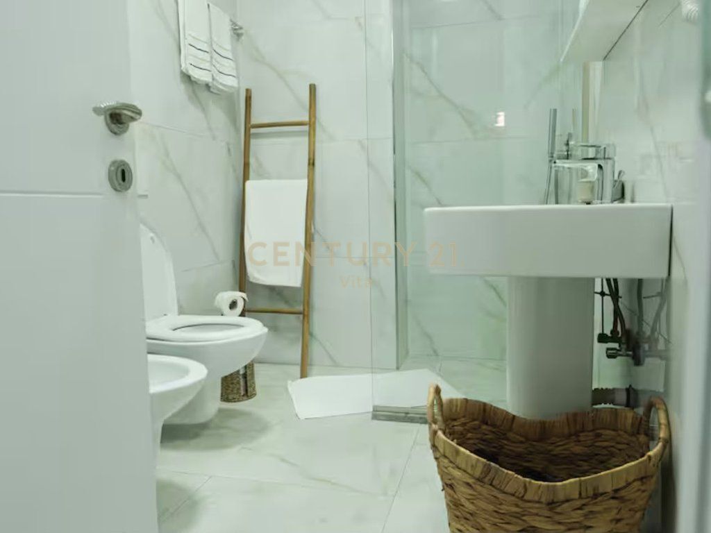 CURRILA APARTAMENT PAMJE DETI 1+1+PARKING , "WHITE HILL RESIDENCE"!