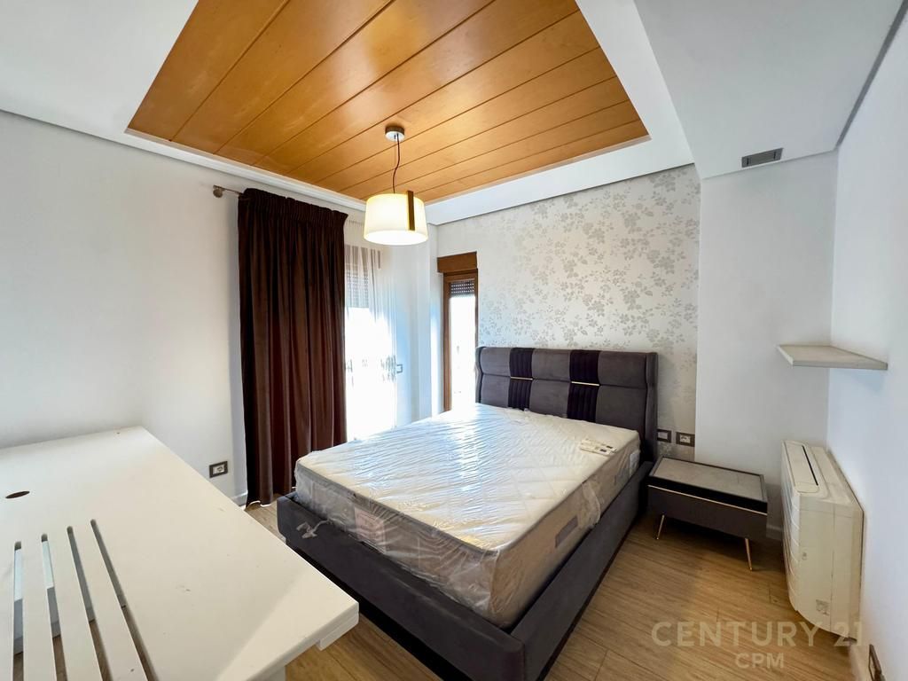 VILLA MODERNA IN AFFITTO NEL RESIDENCE COLOMBO 2, VICINO A TEG, 3+1+3 E 3 POSTI AUTO!
