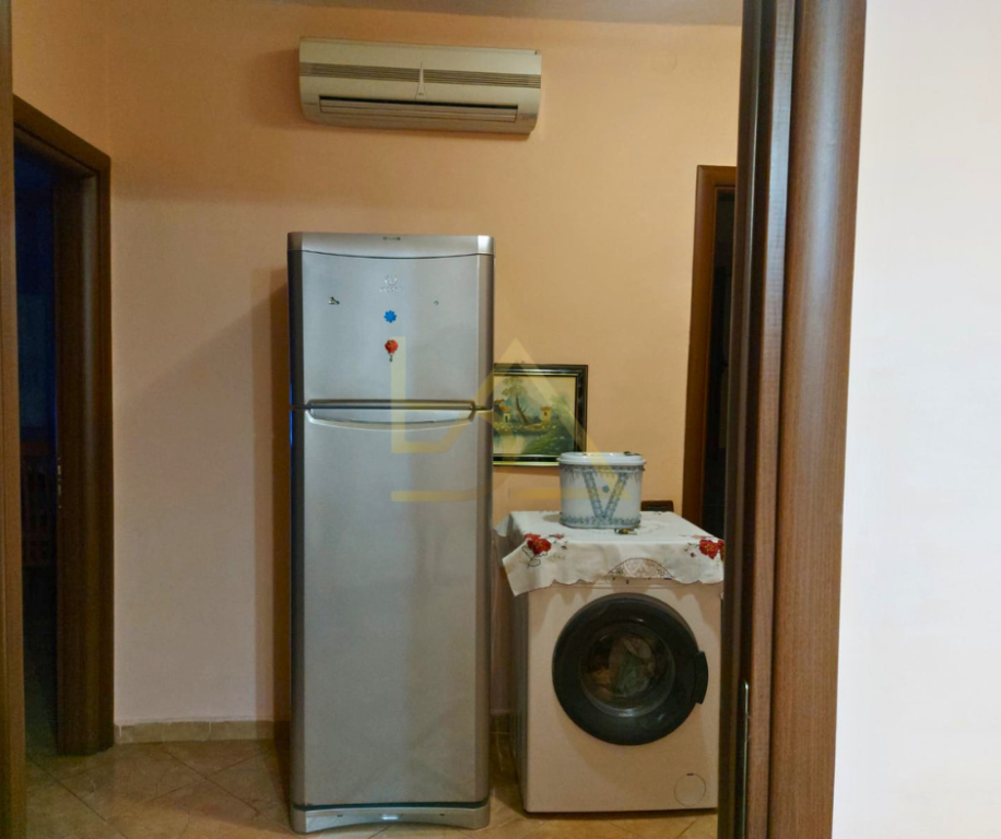 SHITET APARTAMENT 2+1 + DEPO – VARRI I BAMIT, TIRANË