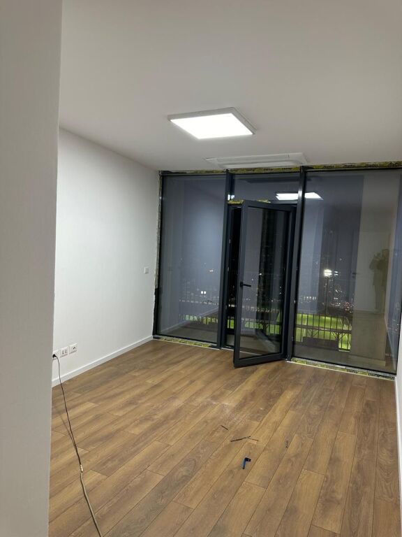 Ufficio in Affitto 106m2 - Lake View Residence, Rruga e Kosovarëve