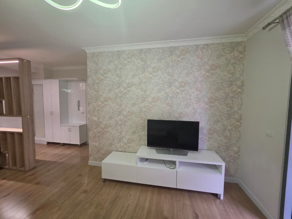 🏡 APPARTAMENTO 1+1 IN AFFITTO – DON BOSKO! 📍💰 Prezzo: 60.000 lekë/mese