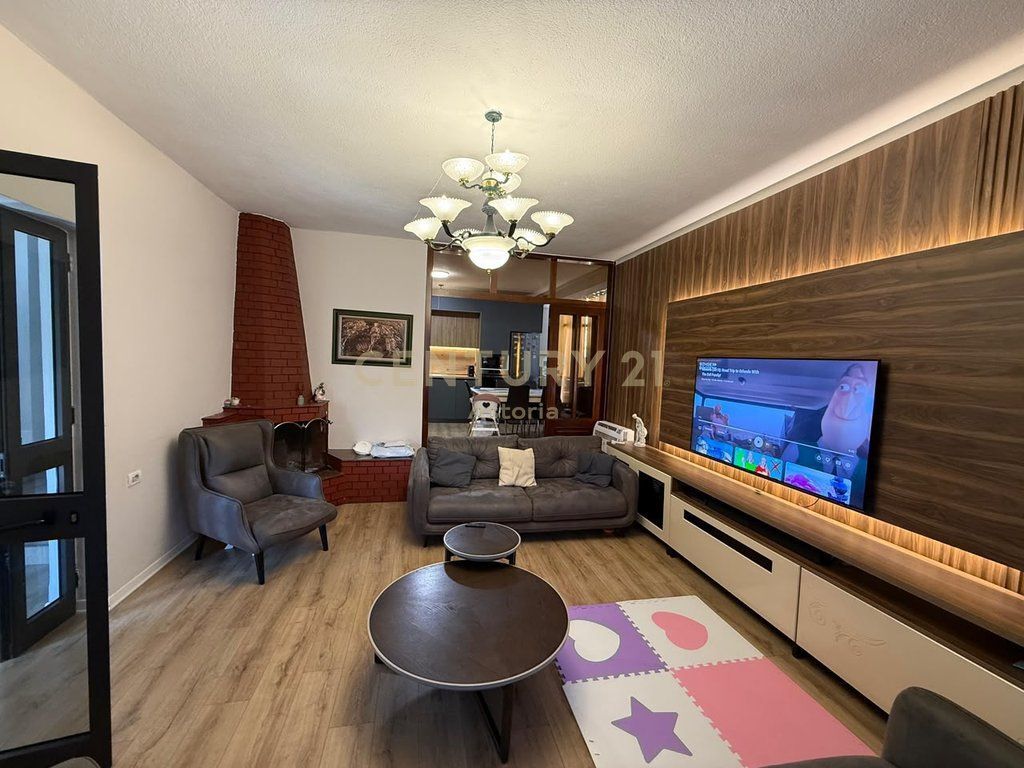 JEPET ME QIRA VILË MODERNE 3-KATËSHE PRANË CASA ITALIA!