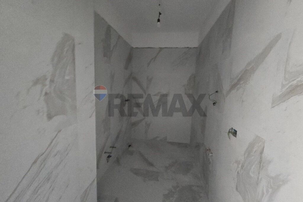 Apartament 2+1+2 per shitje Univers City