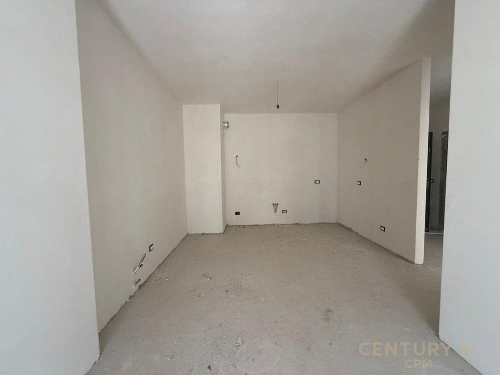 SHESIM APARTAMENT 2+1+2 TEK ORBITAL BULEVARDI I RI!