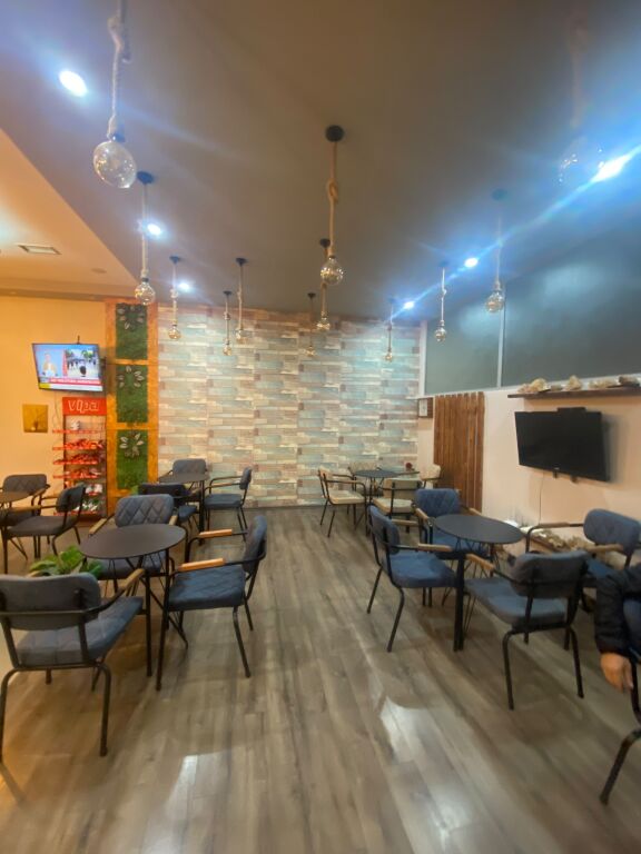 Business premises for rent