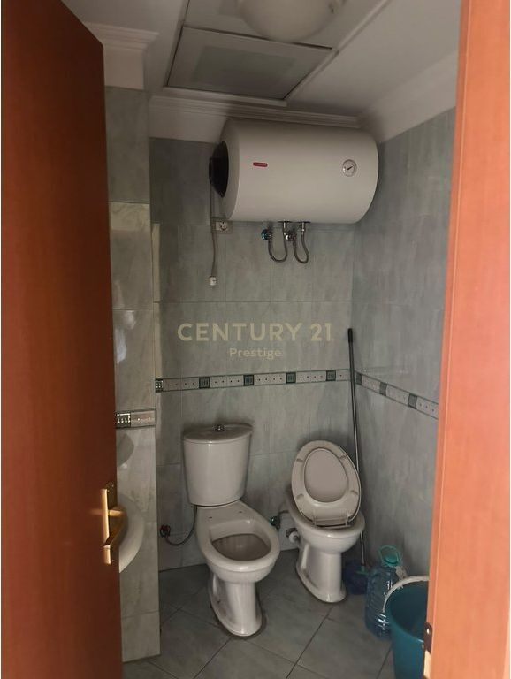 APARTAMENT 2+1+2 ME QIRA TEK GLOBE!
