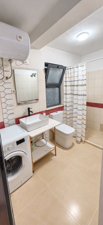 Jepet apartament me qera 3+1 ne Selite ID 5805
