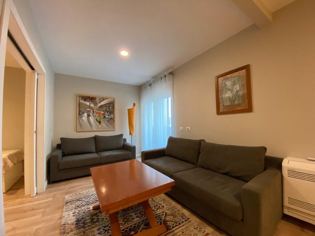 Jepet me qira apartament 2+1