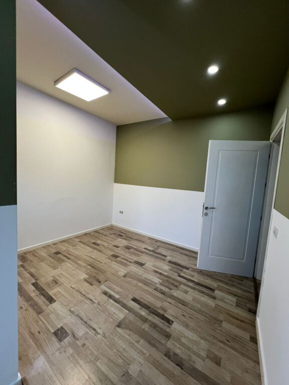 Office space for rent at Sheshi Willson .