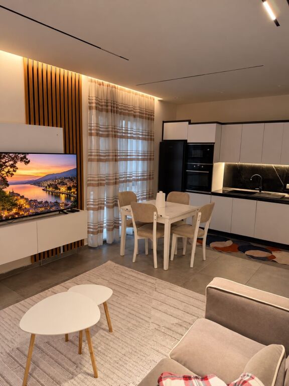 Affitto | Apartament 1 + 1 | Farmacia 10 | 700 €/mese