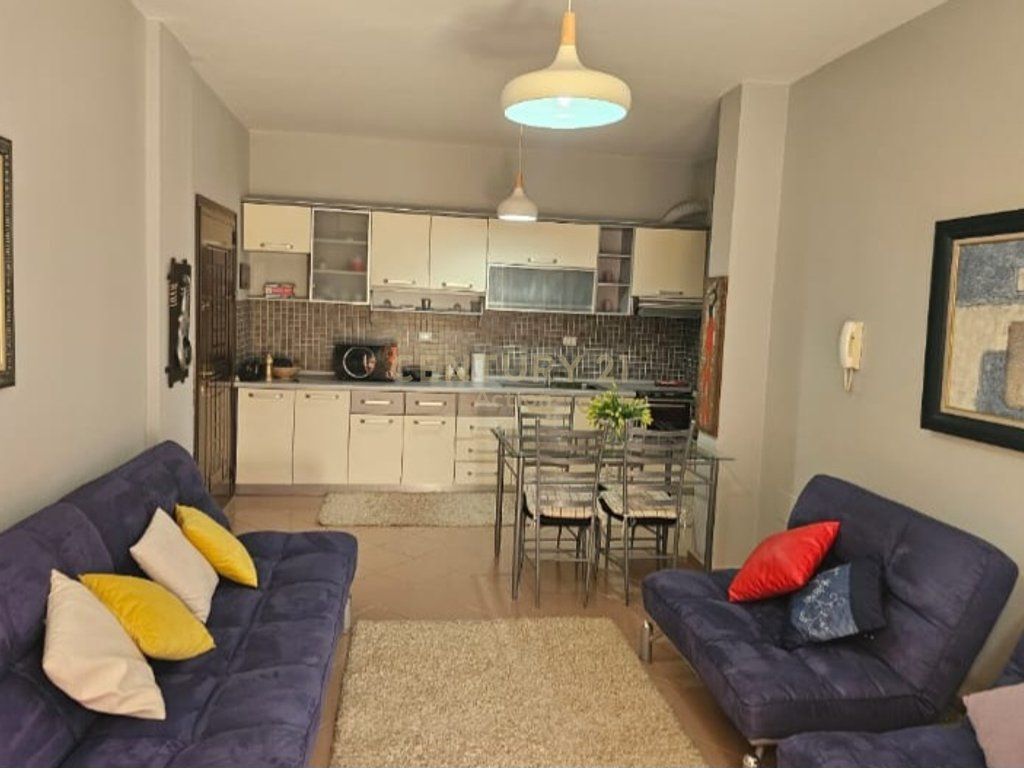 SHITET APARTAMENT 1+1 | MALI I ROBIT, GOLEM 🌊