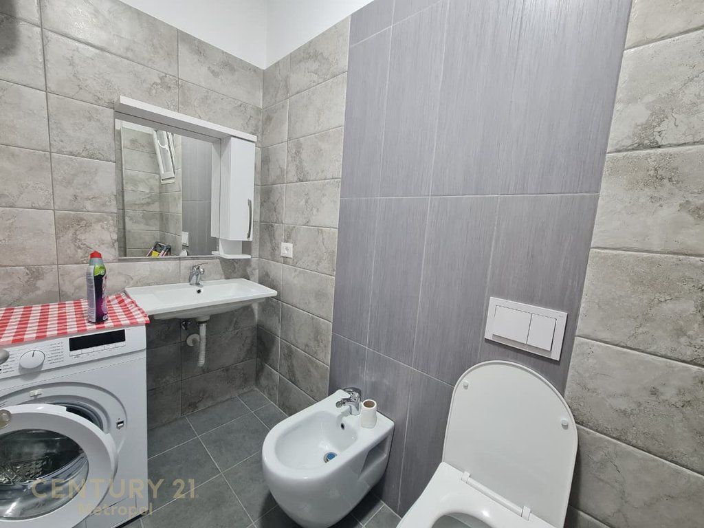 APPARTAMENTO 2+1+2 IN AFFITTO – TRIO TOWER, DON BOSKO 870 € /Mese 80,000 Lekë /Mese
