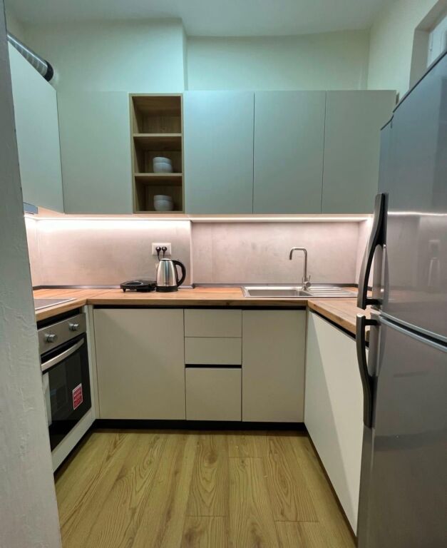 Affitto | Apartament 1 + 1 | Rruga Myslym Shyri | 1000 €/mese
