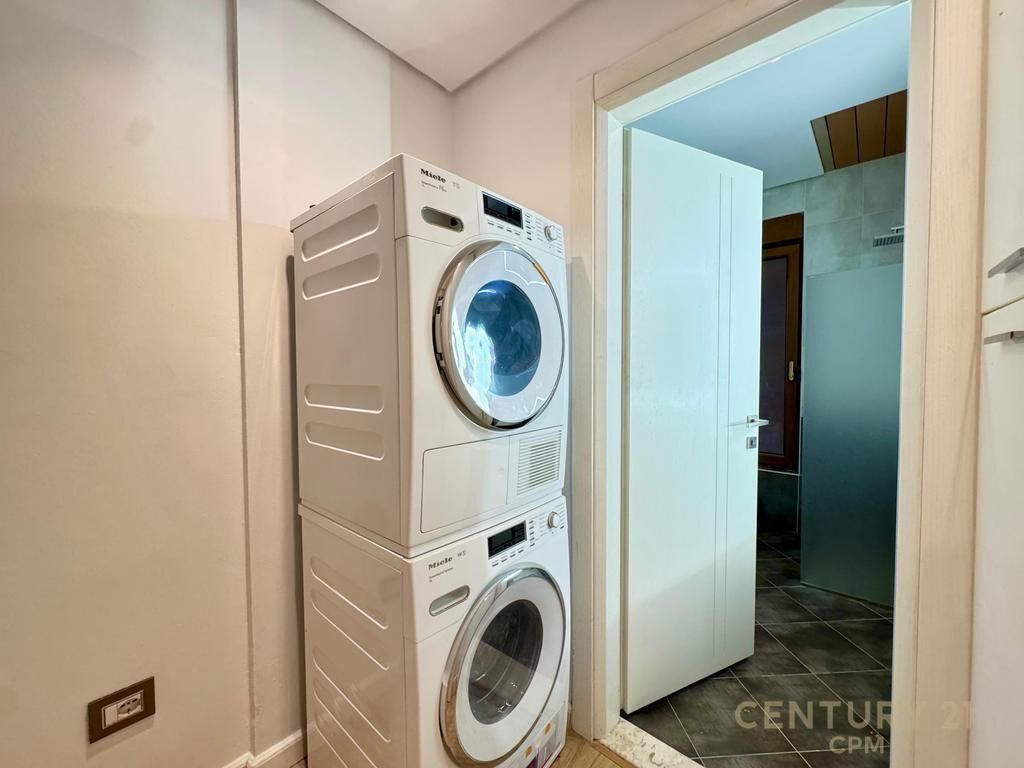 VILLA MODERNA IN AFFITTO NEL RESIDENCE COLOMBO 2, VICINO A TEG, 3+1+3 E 3 POSTI AUTO!