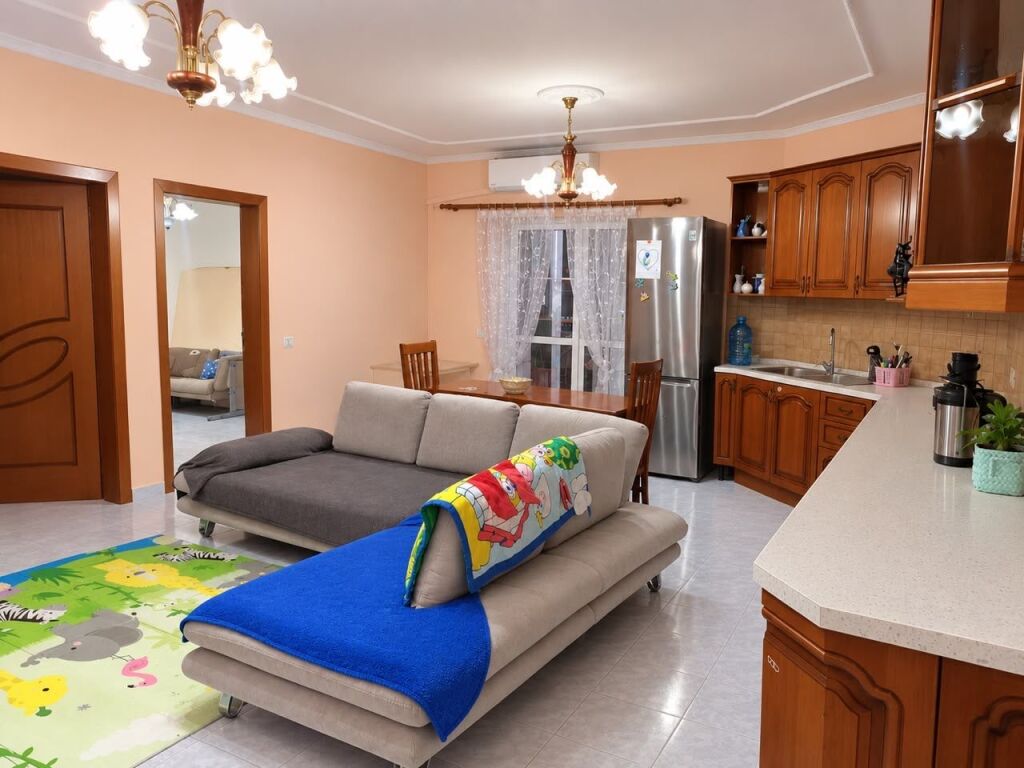 Apartament 2+1 per qera 📍Komuna e parisit