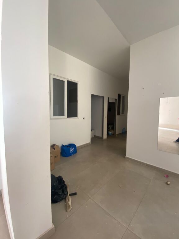 Per Qira Ambient Biznesi Plazh Durres