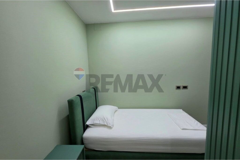 🏡 PENTHOUSE EKSKLUZIV PËR SHITJE – LUNGOMARE, VLORË 🌊