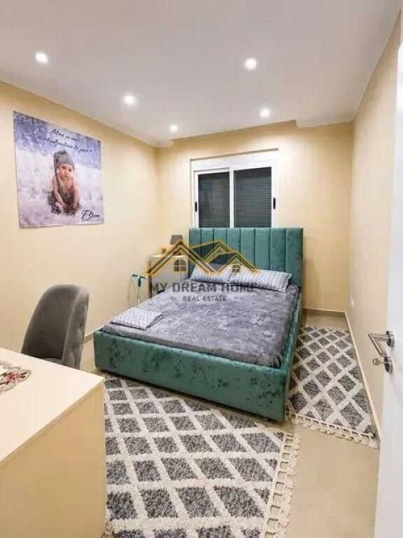 ATTICO 2+1 CON VERANDA DI LUSSO IN VENDITA, SHKEMBI KAVAJES