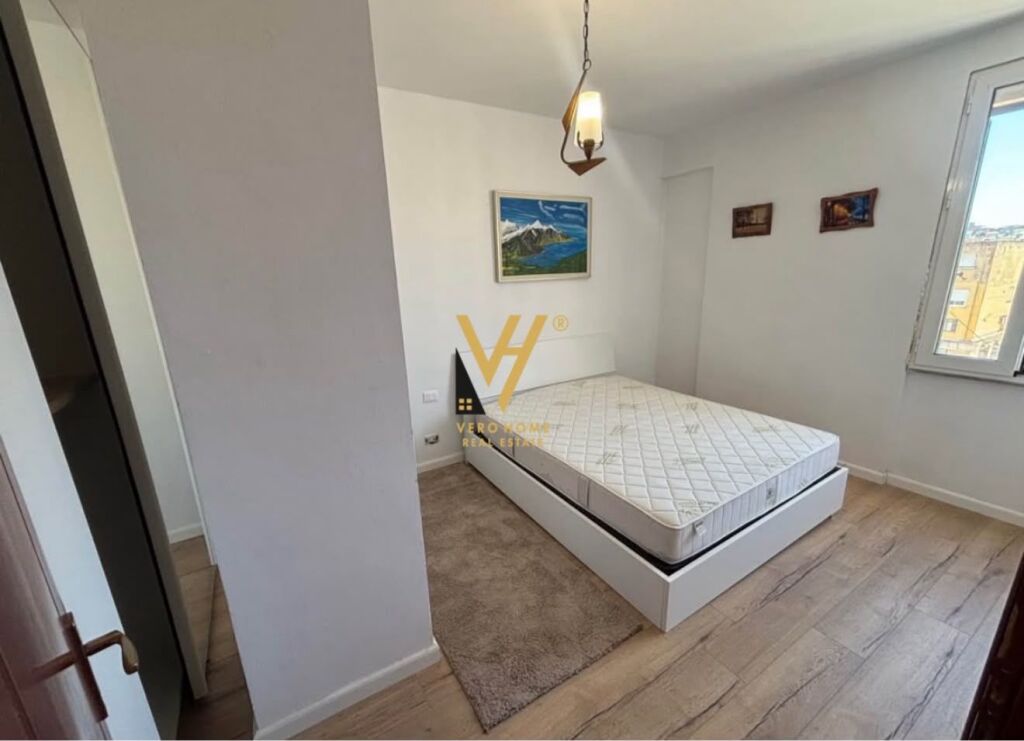 JEPET APARTAMENT 3+1+2+3BLK ME QERA TE RRUGA E KAVAJES 110.000 LEKE