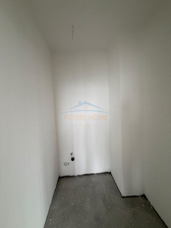 For sale, 2+1+2 apartment, Lake View Residence, Tirana.