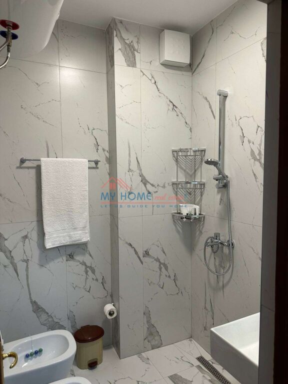Appartamento 2+1 in Affitto a Myslym Shyri Tirana