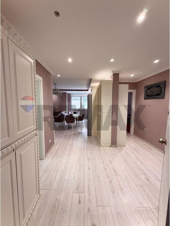 Apartment - For Rent - Paris Commune, Tirana