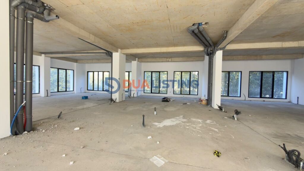 Ambient Premium 1,000 m² për Shitje | Square 21!