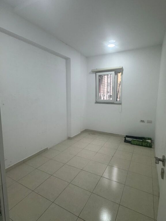 Office for rent on Kavaja Street