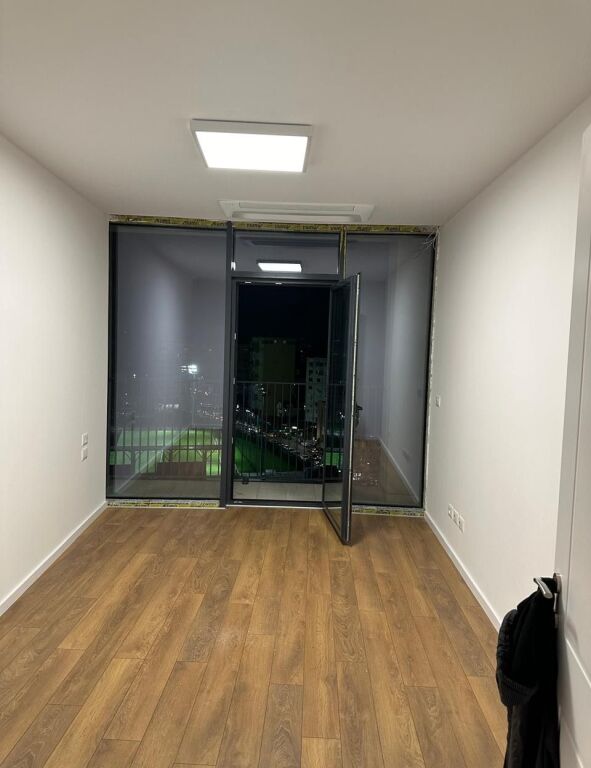 Ufficio in Affitto 106m2 - Lake View Residence, Rruga e Kosovarëve