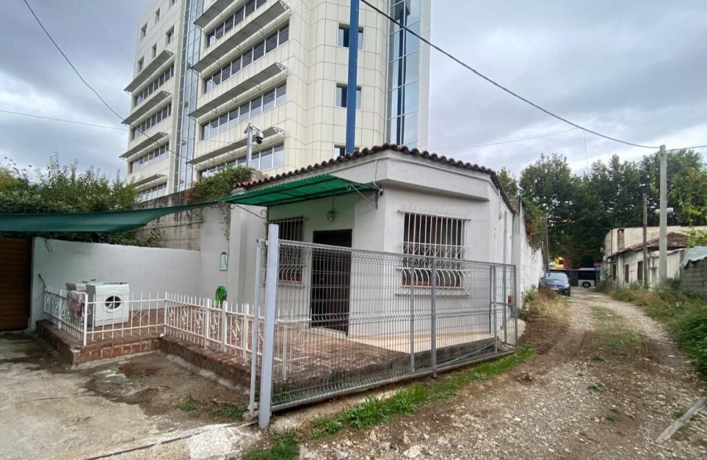 Jepet Me Qera Apartament 1+1