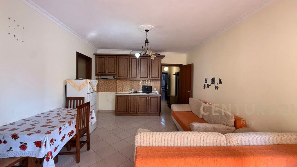 SHITET APARTAMENT 1+1 NE ZONE KOMPLEKSI,PRANE DETIT!