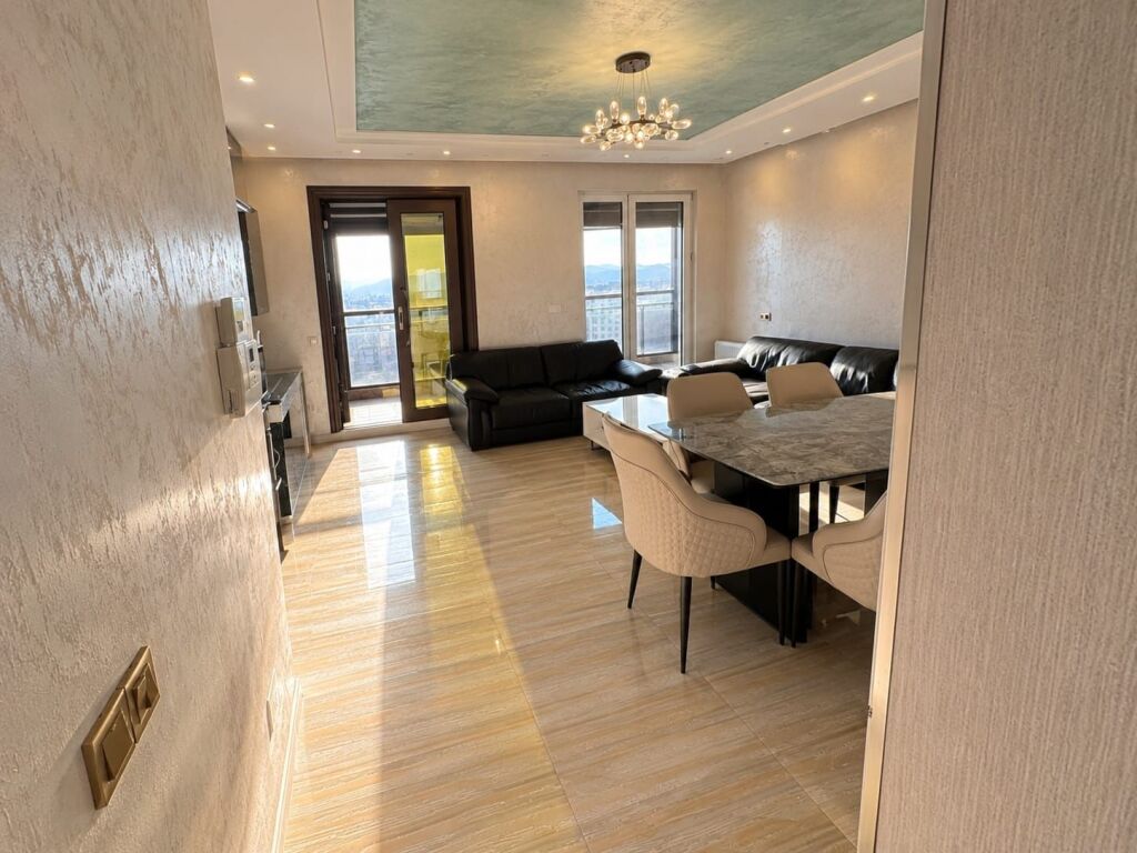 # IN AFFITTO: 1+1 + Garage 📍Fusha e Aviacionit (Turdiu Residence) – 70.000 Lekë/Mese || 11° Piano – Vista Libera ✨️ || Edificio del 2024 – 110 m² || Arredamento Moderno