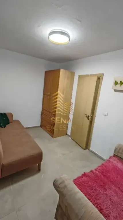 Qira,Hyrje Private,3+1+blk,Selite,45.000 Leke/muaj