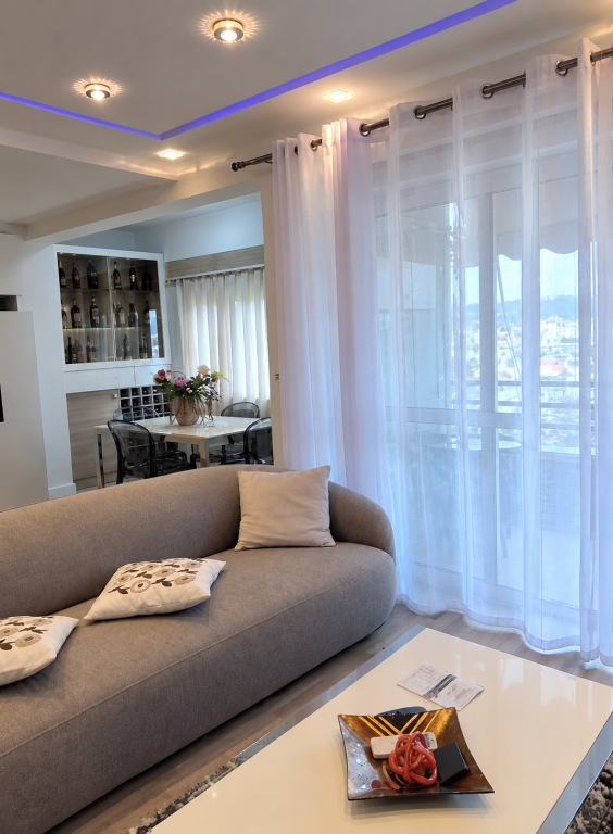 Me Qira super apartament