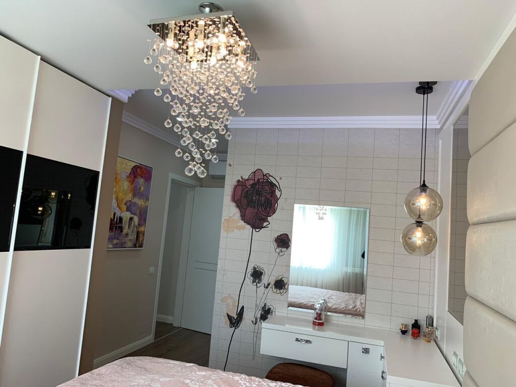2+1, con parcheggio, fz costruzione lago secco, 1300 euro