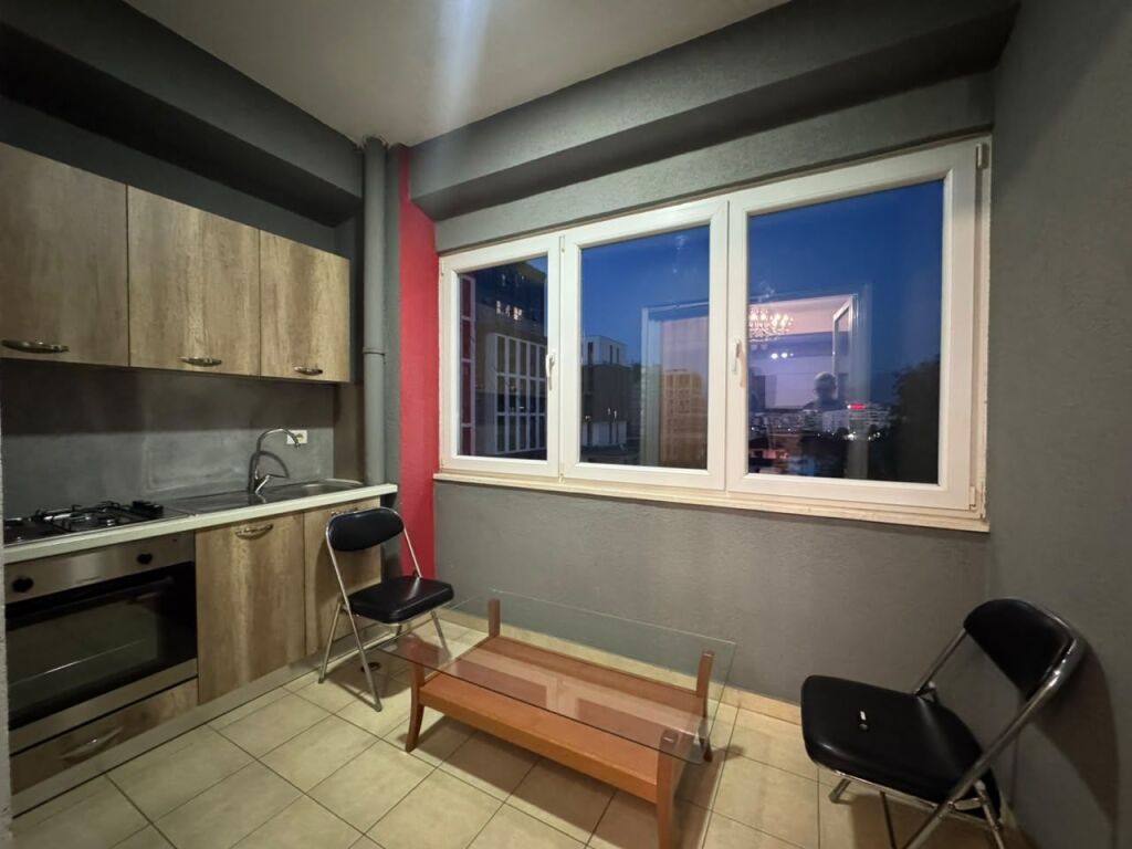 Shitet, Apartament 2+1, Kompleksi Golden Park, Tirane . Empire75523