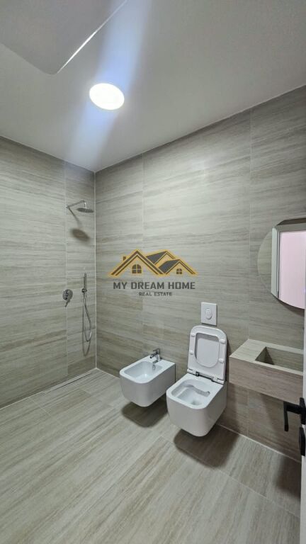 SHITET APARTAMENT 3+1+3T+Verand+Ballkon PLAZH ILIRIA DURRES