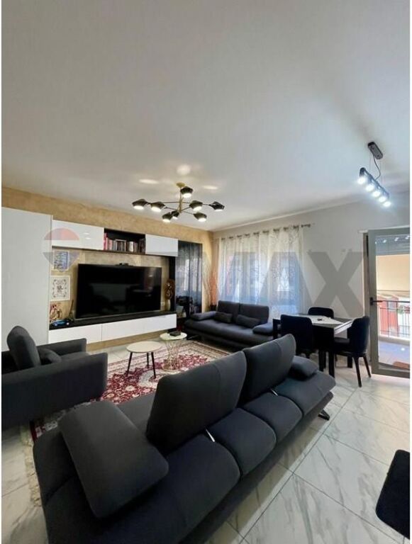 Apartament - Për Shitje - Kompleksi Delijorgji, Tiranë