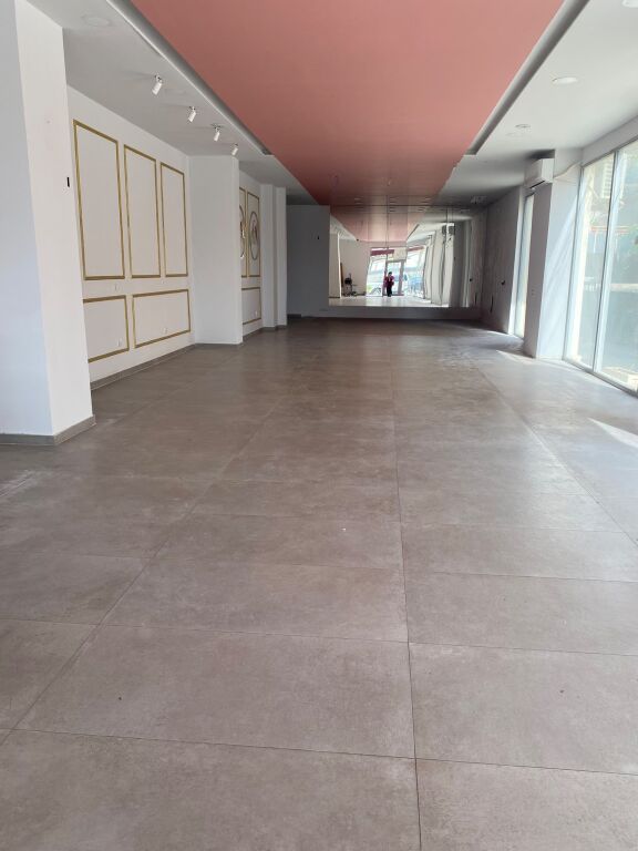 Per Qira Ambient Biznesi Plazh Durres