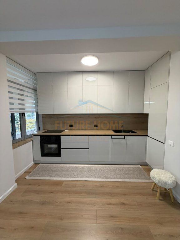 Qira, Apartament 2+1+2, Qendër.