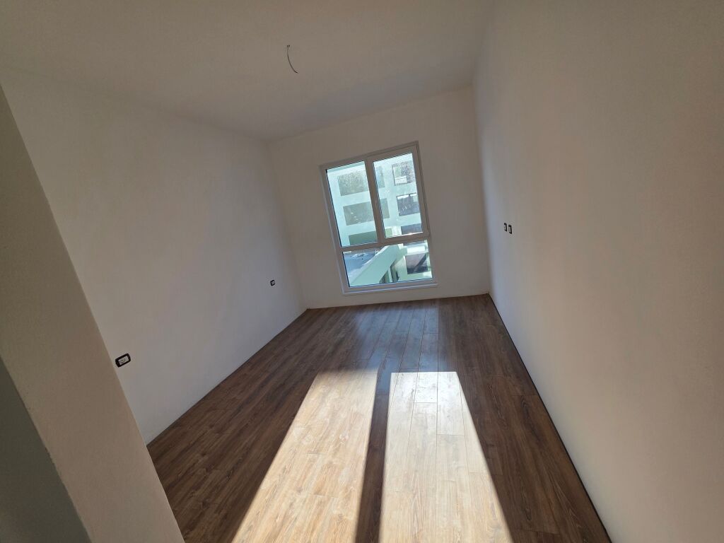 📍Porcelan Rezidenca Splendor Shitet Apartament 2+1+2