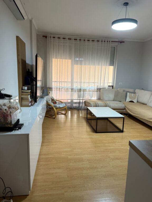 Apartment for rent 2+1+2 at 21 Dhjetori