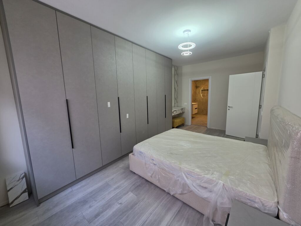 Apartment for rent 2+1+2+parking Zogu i zi Aura Complex