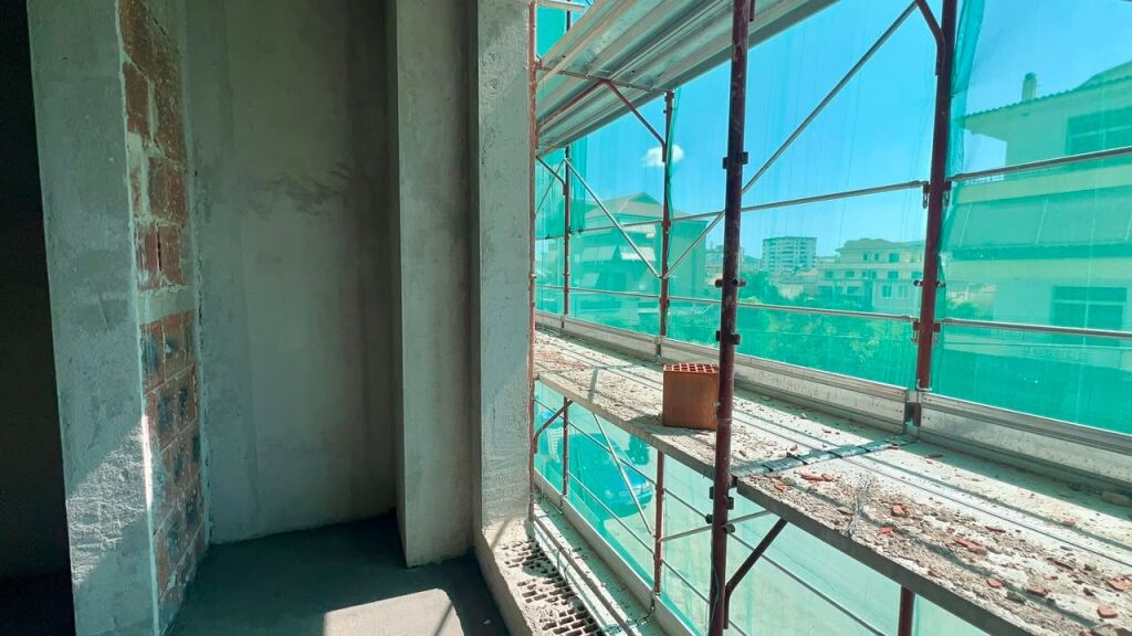 # IN VENDITA – Prezzo Super: 1+1 📍Nuovo Boulevard (Via Jordan Misja) – 120.000 € – Superficie: 65 m² || SanPaolo Residence ✨️ – 6° Piano || Nel Cuore del Nuovo Boulevard