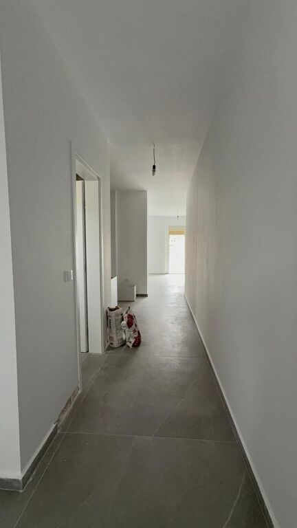APARTAMENT 1+1 PER SHITJE NE SARANDE (CMIM I NEGOCIUESHEM)