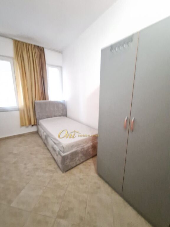 RRUGA E KAVAJES APARTAMENT PER QERA 2+1