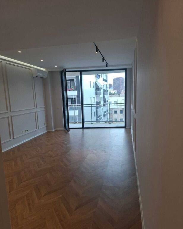 Affitto | Ambjent Biznesi | Rruga Mine Peza | 1000 €/mese