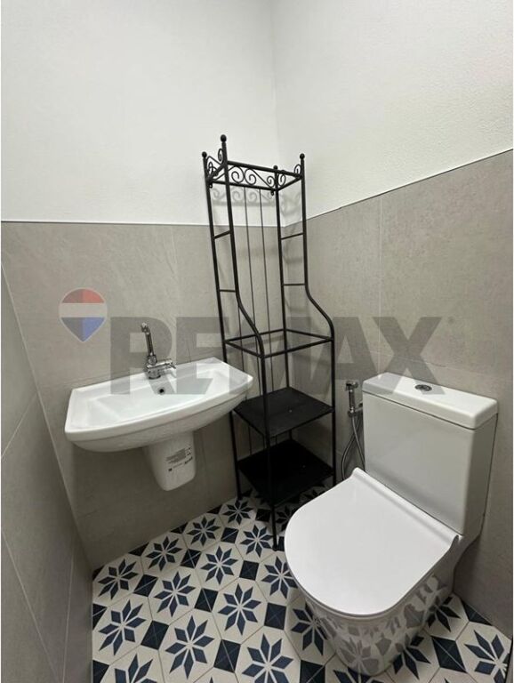 Apartament 2+1 per qira tek Ish Ekspozita
